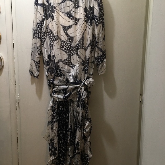 Black and White pure silk dress - Picture 4 of 5